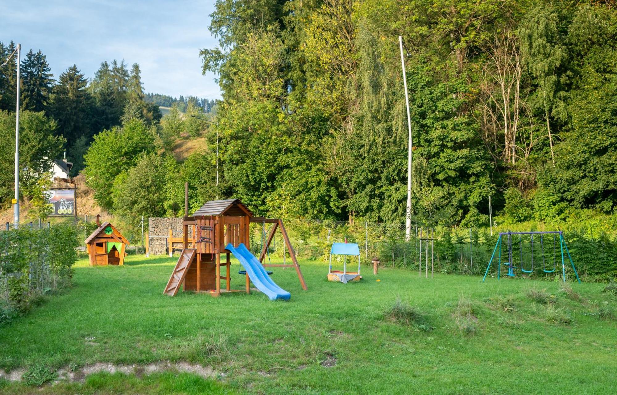 Apartmany Resort Vrchlabí Extérieur photo